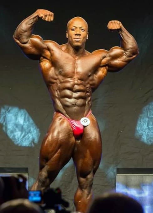 Shawn Rhoden competing in Open division competition photo Shawn Rhoden competing in Open division - Professional bodybuilding photo 1 of 1